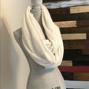 White infinity scarf